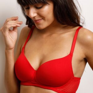 Lightly Padded Non Wired T Shirt Bra Pakistan